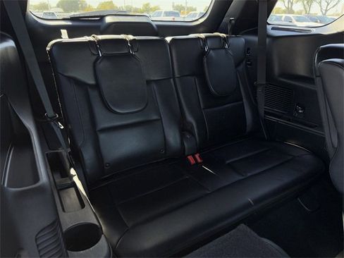 Used 2020 Ford Explorer XLT w/ Equipment Group 202A image 32