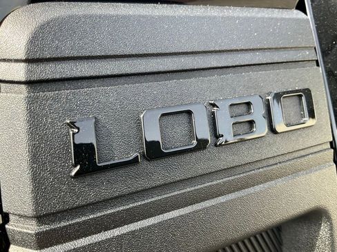Used 2025 Ford Maverick Lobo AWD/4WD image 12