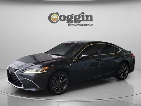 Used 2021 Lexus ES 350 F Sport image 2
