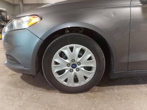 Used 2014 Ford Fusion S FWD image 11