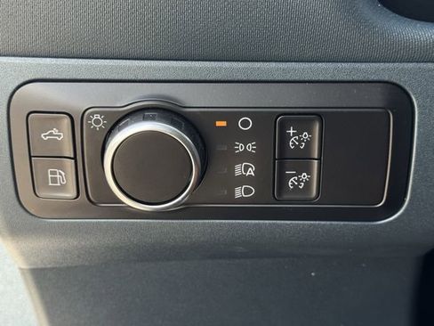 Used 2025 Ford Maverick XLT FWD image 24