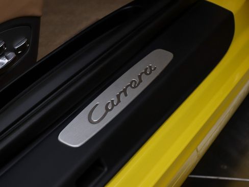 Used 2012 Porsche 911 Carrera RWD image 21