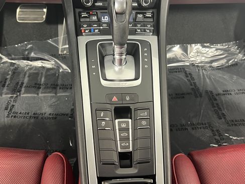 Certified 2017 Porsche 911 Carrera RWD image 20