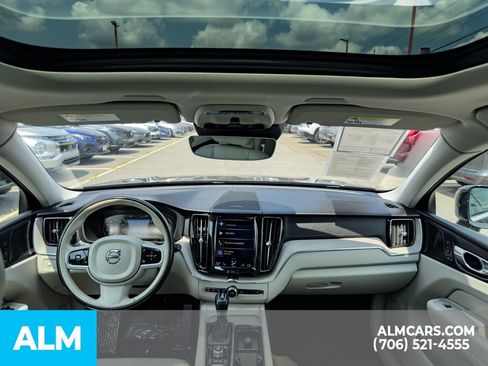 Used 2021 Volvo XC60 T5 Inscription w/ Protection Package Premier FWD image 10