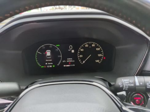 Used 2025 Honda CR-V Sport Touring image 21