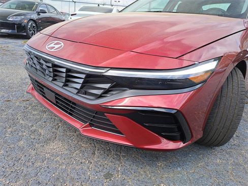 New 2024 Hyundai Elantra SEL w/ Convenience Package image 28