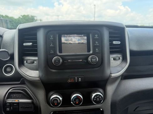 Used 2024 RAM 5500 Tradesman w/ Chrome Appearance Group AWD/4WD image 13