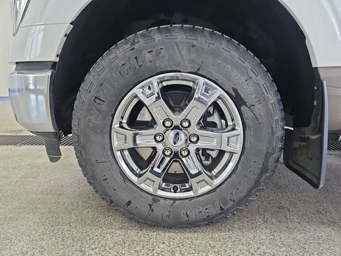 Used 2022 Ford F150 Lariat w/ Equipment Group 502A High AWD/4WD image 24