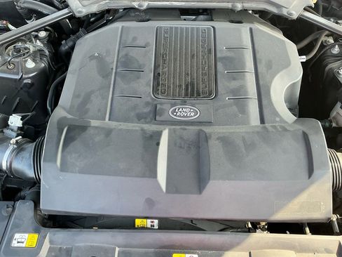 Used 2019 Land Rover Range Rover Sport Autobiography image 25
