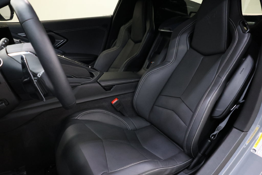 Used 2024 Chevrolet Corvette Z06 w/ Stealth Interior Trim Package RWD image 91