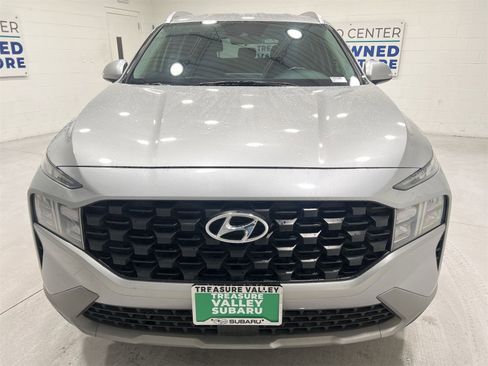 Used 2023 Hyundai Santa Fe SEL image 3