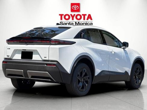 New 2026 Toyota C-HR AWD/4WD image 3