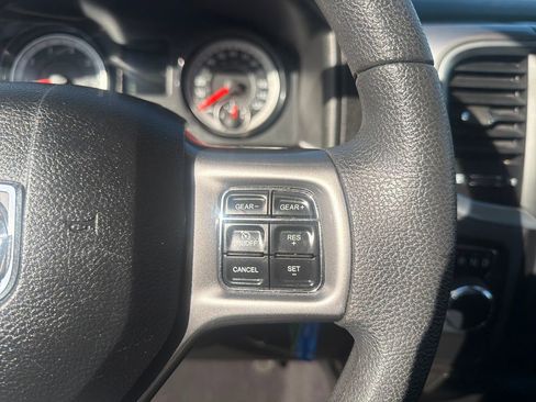 Used 2024 RAM 1500 Classic SLT image 28