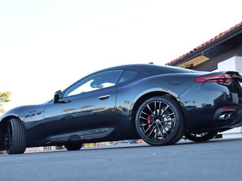 Used 2024 Maserati GranTurismo Modena image 17