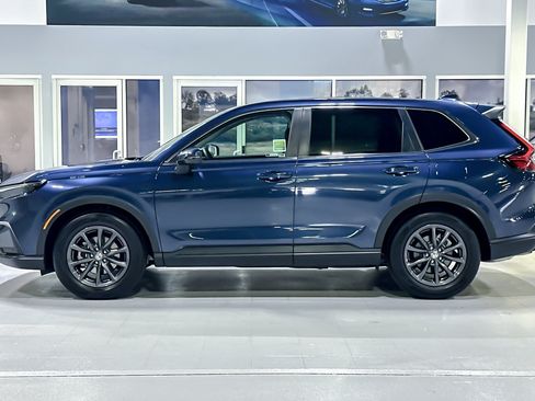 Used 2026 Honda CR-V EX-L image 2