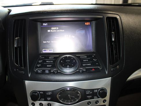 Used 2015 INFINITI Q60 Journey w/ Premium Package RWD image 13