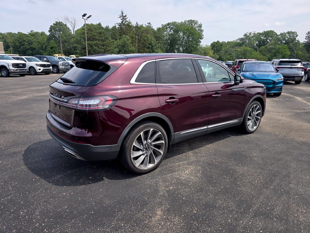 Used 2023 Lincoln Nautilus Reserve w/ Equipment Group 202A AWD/4WD image 5