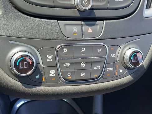 Used 2024 Chevrolet Malibu LT FWD image 25