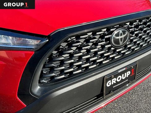 Used 2023 Toyota Corolla Cross LE w/ Moonroof Package image 31