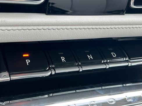 New 2025 Lincoln Aviator Premiere w/ Equipment Group 101A image 21