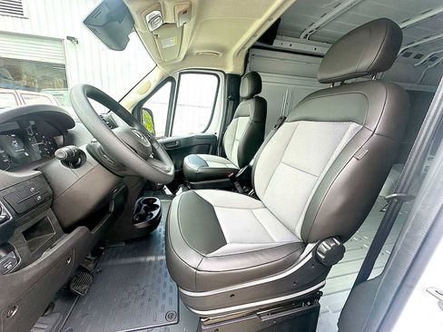 New 2026 RAM ProMaster 2500 image 5