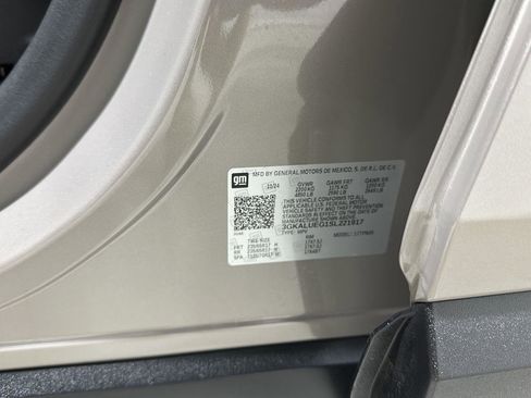 Used 2025 GMC Terrain Elevation image 32