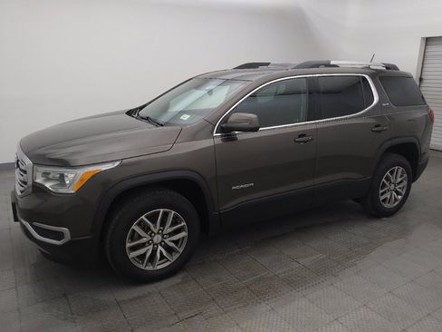 Used 2019 GMC Acadia SLE w/ Driver Alert Package I FWD image 2