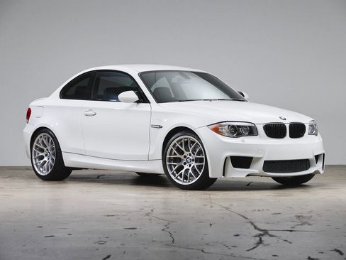 Used 2011 BMW 1 Series M image 3
