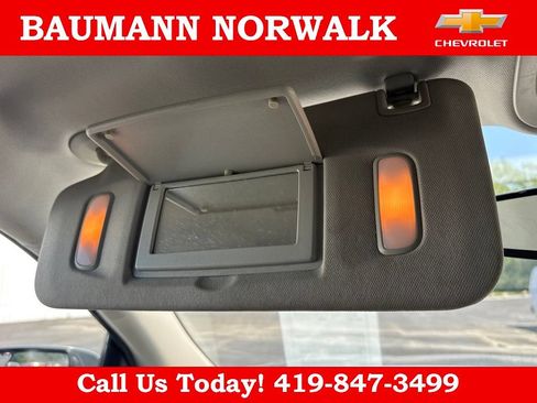 Used 2017 Chevrolet Colorado LT w/ LT Convenience Package RWD image 38