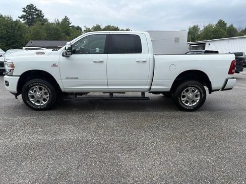 Used 2024 RAM 2500 Laramie w/ Safety Group AWD/4WD image 3