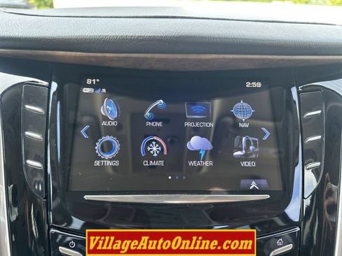 Used 2020 Cadillac Escalade ESV Premium Luxury AWD/4WD image 23