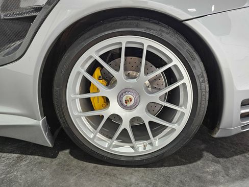 Used 2011 Porsche 911 Turbo S AWD/4WD image 87