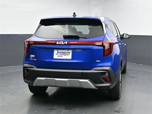 Used 2024 Kia Seltos LX image 14