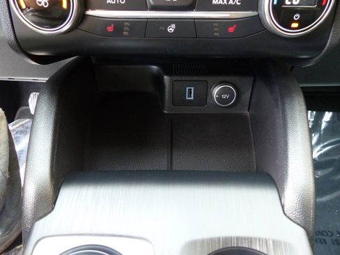 Used 2020 Ford Escape SEL AWD/4WD image 36