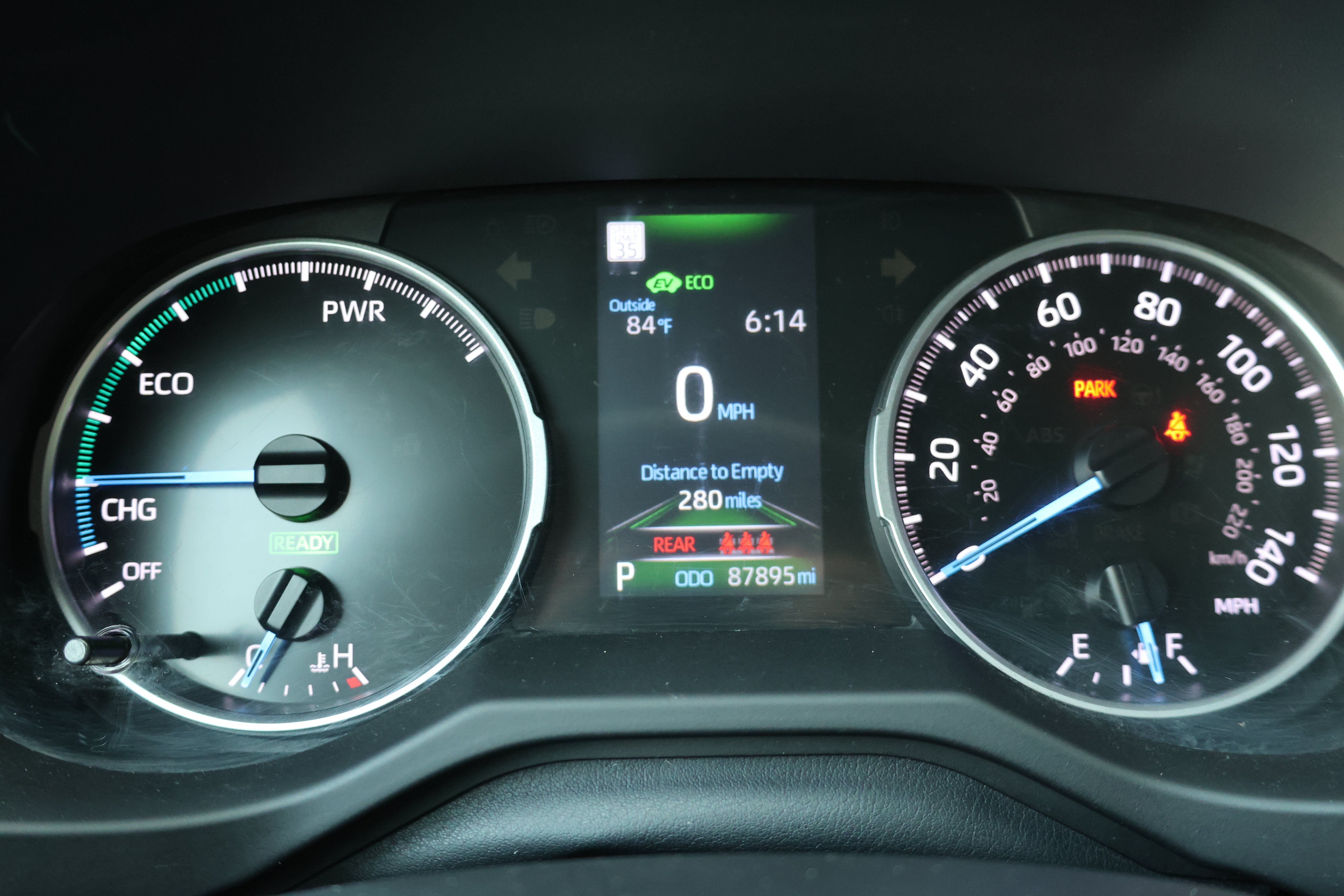 Used 2022 Toyota RAV4 LE AWD/4WD image 26