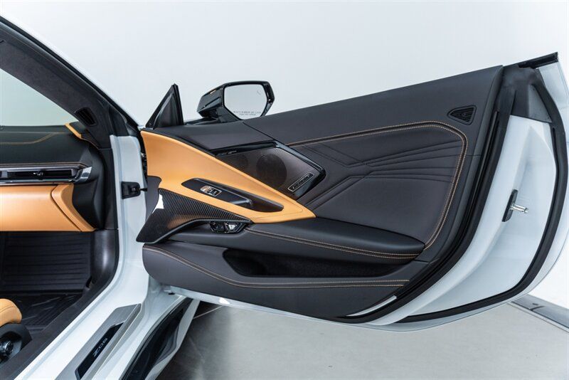 Used 2025 Chevrolet Corvette Z06 w/ Stealth Interior Trim Package RWD image 60