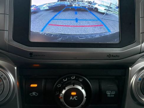 Used 2014 Toyota 4Runner SR5 RWD image 17
