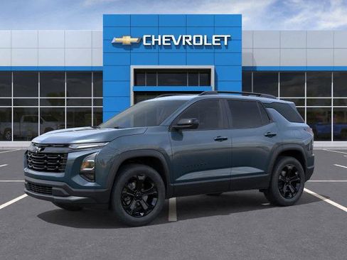 New 2026 Chevrolet Equinox LT w/ Convenience Package II image 2