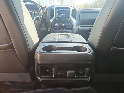 Used 2019 Chevrolet Silverado 1500 RST image 21