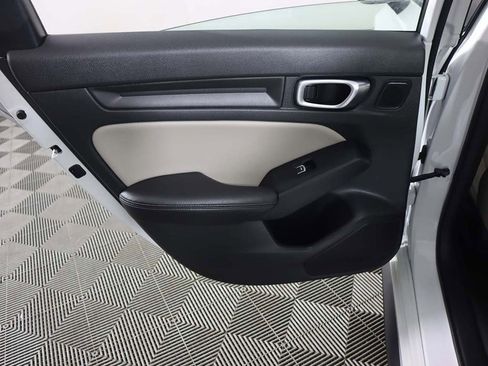 Used 2024 Honda Civic EX-L image 25