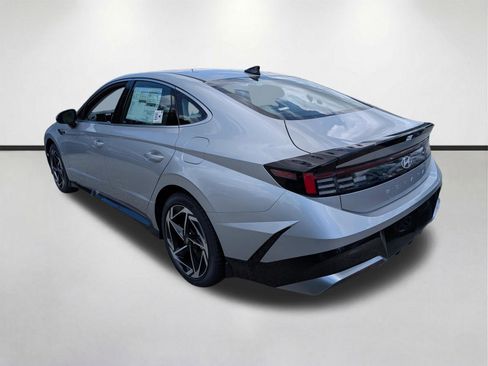 New 2026 Hyundai Sonata SEL FWD image 6
