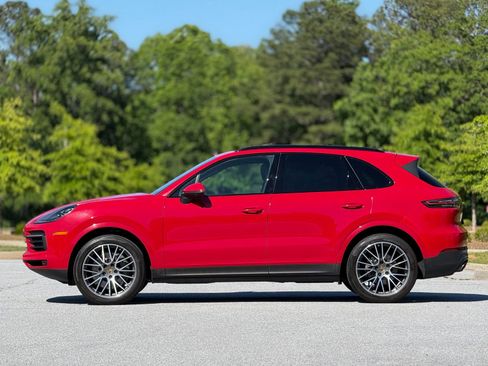 Used 2021 Porsche Cayenne S AWD/4WD image 9