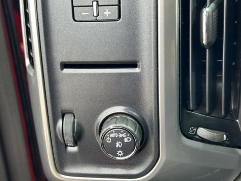 Used 2018 Chevrolet Silverado 1500 LT w/ All Star Edition RWD image 15