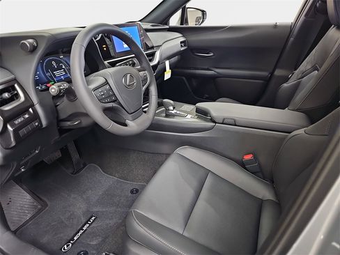 New 2026 Lexus UX 300h AWD image 16
