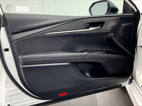 Used 2025 Toyota Camry LE image 26