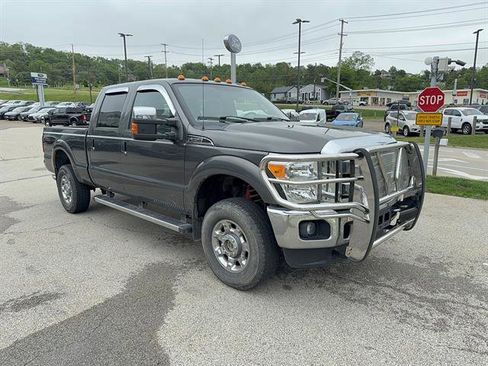 Used 2016 Ford F350 Lariat AWD/4WD image 4