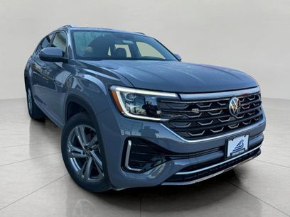 Used 2024 Volkswagen Atlas Cross Sport SEL R-Line