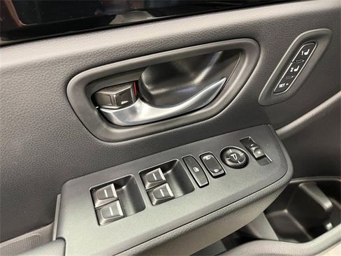 New 2025 Honda Pilot Touring image 15