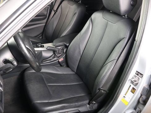 Used 2013 BMW 328i Sedan RWD image 21