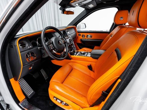 Used 2021 Rolls-Royce Cullinan image 28